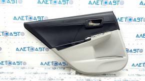Обшивка двери карточка задняя левая Toyota Camry v50 12-14 usa серая с черная вставкой пластик, подлокотник черный резина, с ручкой, царапины