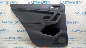 Ornamente ușă spate stânga VW Tiguan 18-20 negru, cotiera piele neagră, zgârieturi