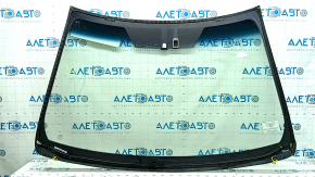 Лобовое стекло Toyota Camry v50 12-14 usa скол, воздух по кромке, песок