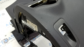 Торпедо передняя панель без AIRBAG Mercedes C-class W205 15-18 без проекции, черная, царапины, под чистку
