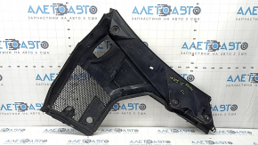 Решетка дворников пластик левая Mercedes C-class W205 300/400/63 16-21 потрескан уплотнитель