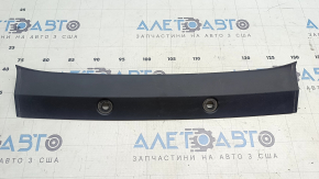 Накладка подкапотного багажника передняя центральная Polestar 2 21-25 потерта