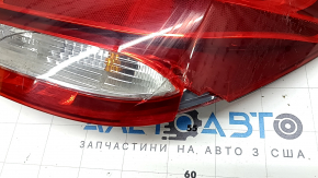 Фонарь правый Mercedes C-class W205 15-18 галоген, разбито стекло, трещины, царапины