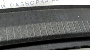 Накладка проема багажника VW Tiguan 18-24 черная, царапины