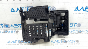 Крепление Radio Satellite Receiver Mercedes C-class W205 15-18