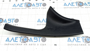 Накладка порога задняя левая внутренняя Mercedes C-class W205 15-21 черная, царапины