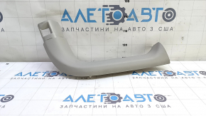 Обшивка двери багажника правая Toyota Prius V 12-17 светло-серая, потертость