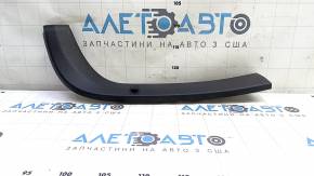 Обшивка двери багажника правая Toyota Prius 50 16-18 черная, под шторку, сколы