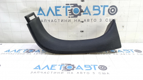 Обшивка двери багажника правая Toyota Rav4 13-18 черная, царапины, затертость