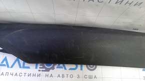 Обшивка двери багажника левая VW Beetle 12-19 черная, царапины, затертость