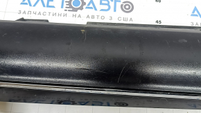 Порог правый Mercedes C-class W205 300/350e/350h/400 15-21 черный с хром молдингом, царапины, в краске