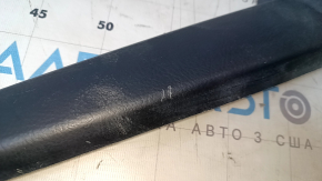 Обшивка двери багажника Toyota Corolla e12 02-06 5d черная, царапины, тычки