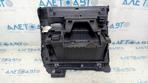Перчаточный ящик, бардачок VW Tiguan 18-24 черн, под cd changer, царапины