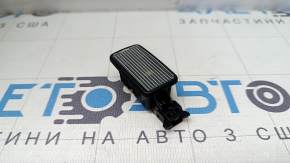 Плафон освещения нижней обшивки двери багажника Polestar 2 21-25