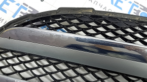 Решетка радиатора в сборе grill Mercedes C-class W205 15-18 с эмблемой без радара под камеру, песок, в краске