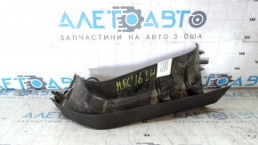 Обшивка двери багажника левая Lincoln MKC 15-19 темно-коричневая, сломано крепление