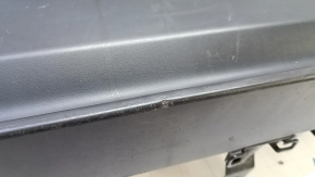 Губа заднего бампера центральная Toyota Prius 50 16-18 структура, царапины