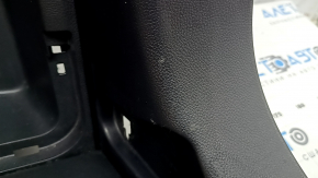 Обшивка арки правая Toyota Rav4 19-25 черная, с плафоном, царапины
