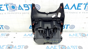 Накладка центральной консоли с подстаканниками Toyota Rav4 19-24 черная, царапины