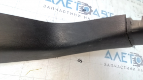 Обшивка двери багажника левая Nissan Pathfinder 13-20 черная, царапины