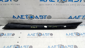 Накладка передней стойки внешняя передняя левая Polestar 2 21-25 глянец, царапина
