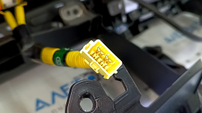 Торпедо передняя панель с AIRBAG Toyota Prius 50 16-18 черная, трещины в креплениях