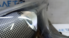 Фара передняя правая Toyota Prius 50 16-18 LED