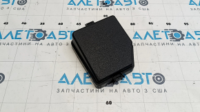 Capacul superior al cutiei de siguranțe, compartimentul motor dreapta Toyota Rav4 19-hibrid