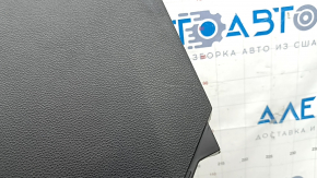 Накладка центральной консоли нижняя правая Toyota Rav4 19-24 черная, царапины