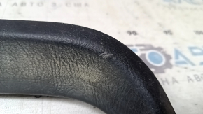 Обшивка двери багажника правая Toyota Corolla e12 02-06 5d черная, царапины, потерта