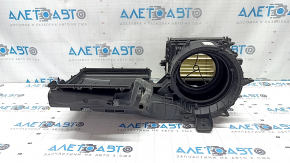 Корпус голый вентилятор, правая часть Toyota Camry v50 12-14 usa