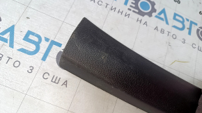 Обшивка двери багажника верхняя Toyota Prius 50 16-22 черная, царапины, тычки