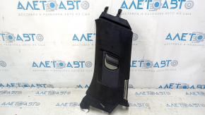 Ornament stâlp spate dreapta față Volvo XC90 16-23 alcantara neagră, sub conducta de aer, pentru curățare chimică, uzat