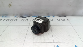 Cameră frontală Polestar 2 21-25 în grila radiatorului cu vedere la 360°