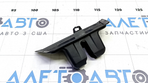Ornamente încuietoare portbagaj Toyota Prius 50 16-22 zgârieturi, crăpături la fixare
