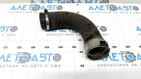 Патрубок интеркулера левый первый Volvo XC90 16-26 T8