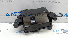 Кронштейн компрессора кондиционера Polestar 2 21-25 тип 2