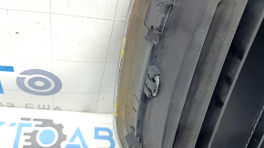 Решетка радиатора grill правая BMW X3 G01 18-21 ноздря, хром обрамление+ серая решетка, сломаны крепления, песок