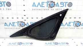 Форточка глухое стекло задняя левая Honda Accord 18-22 хром, царапины на хроме