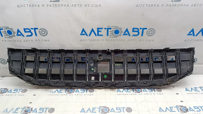 Решетка радиатора grill в сборе Polestar 2 21-25 скол, песок