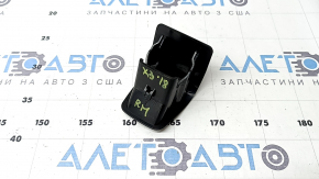 Накладка Isofix центральная правая BMW X3 G01 18-21 черная