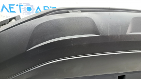 Губа переднего бампера VW Tiguan 22-24 структура, под парктроники, примята, царапины, не штатные отверстия