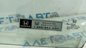 Стекло двери передней левой Honda Accord 23-26