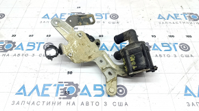 Насос системы охлаждения ДВС Volvo XC90 16-26 T8 с кронштейном
