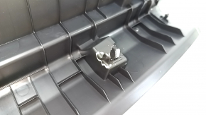Накладка проема багажника VW Tiguan 18-24 черная, надломаны крепления, под чистку