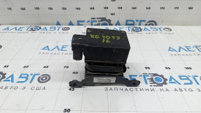 Блок клапанов пневмоподвески Volvo XC90 16-26