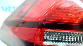 Фонарь внешний крыло левый VW Tiguan 18-24 usa, трещины, царапины