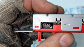 RADIO ANTENNA BOOSTER AMPLIFIER Ford Explorer 20-