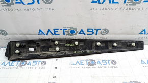 Накладка двери нижняя задняя правая Polestar 2 21-25 царапины