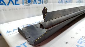 Порог правый Polestar 2 21-25 структура, потерт, трещина, отсутствует элемент